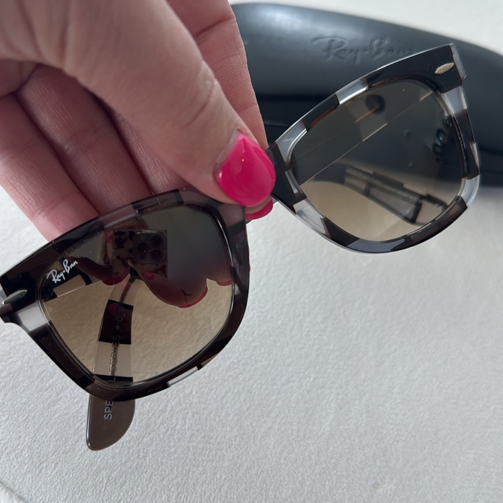 Ray Ban sunglasses - Picture 2 of 4